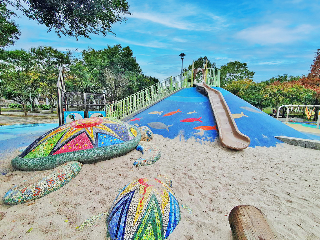 新勢公園-海底大探索海洋風主題遊戲場(特色遊戲場)