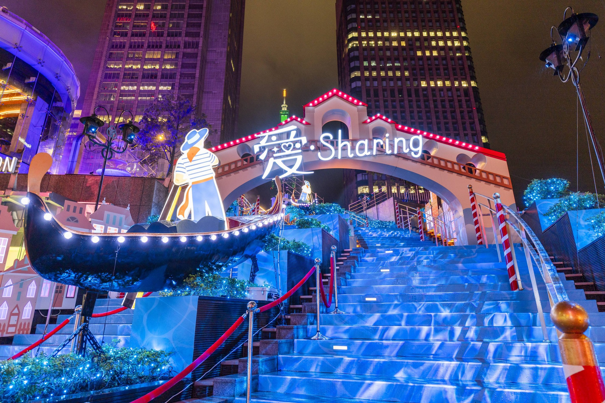 2025愛.Sharing-威尼斯@統一時代百貨台北店(聖誕及光影展活動11/15-2026/01/01)