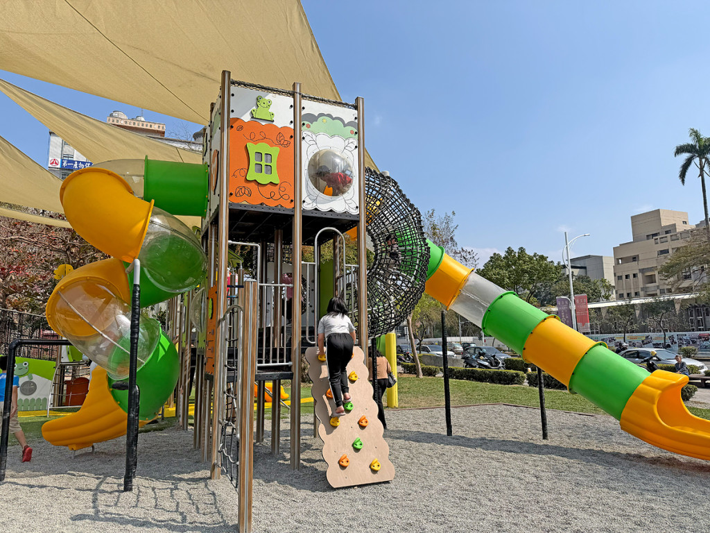 嘉義文化公園-諸羅樹蛙共融遊戲場(特色遊戲場)